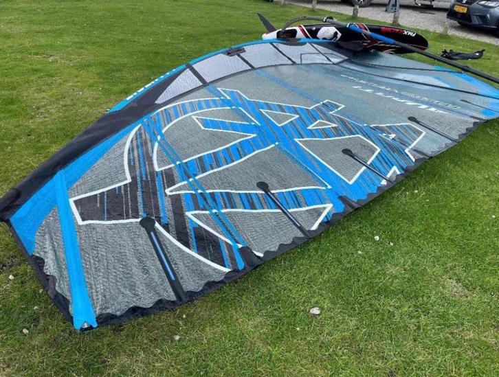 Avanti Machine M-8 7.7, Watersport en Boten, Windsurfen, Zo goed als nieuw, Zeil, Minder dan 250 cm, Met draagtas, 7 m² of meer