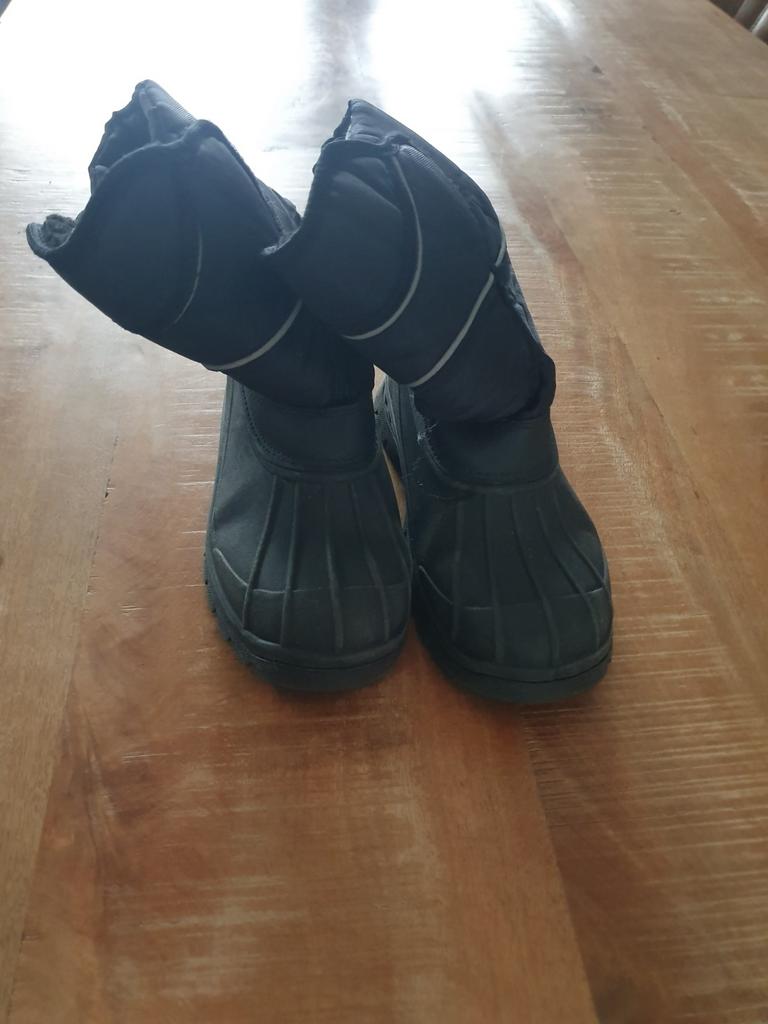 Snowboots maat 36 waterdicht sneeuwlaarzen, Ophalen, Zo goed als nieuw, Jongen of Meisje, Laarzen