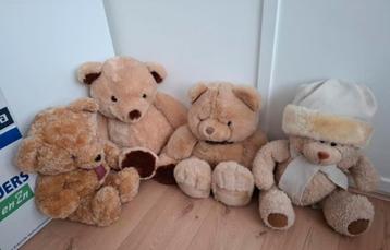 4 Beren knuffels beschikbaar voor biedingen