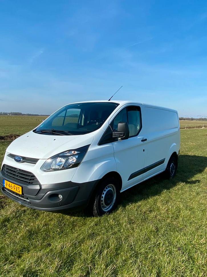 Ford Transit Custom GB 2.0 Tdci 105PK Motor rookt !!!!!!!!, Auto's, Bestelauto's, Particulier, Diesel, Handgeschakeld, Geïmporteerd