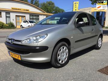 Peugeot 206 1.4 One-line I New Apk + Remmen + Schijven I 3e  beschikbaar voor biedingen