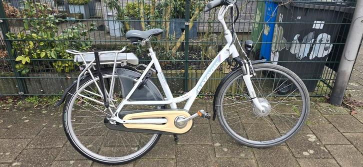 Prima E-bike Batavus Genova Ego dames heren fiets, Fietsen en Brommers, Elektrische fietsen, Gebruikt, Batavus, 51 tot 55 cm, 30 tot 50 km per accu