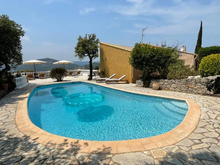 Villa Oleander 8p met prachtig zeezicht nabij Sainte Maxime, Vakantie, Vakantiehuizen | Frankrijk, Provence en Côte d'Azur, Landhuis of Villa