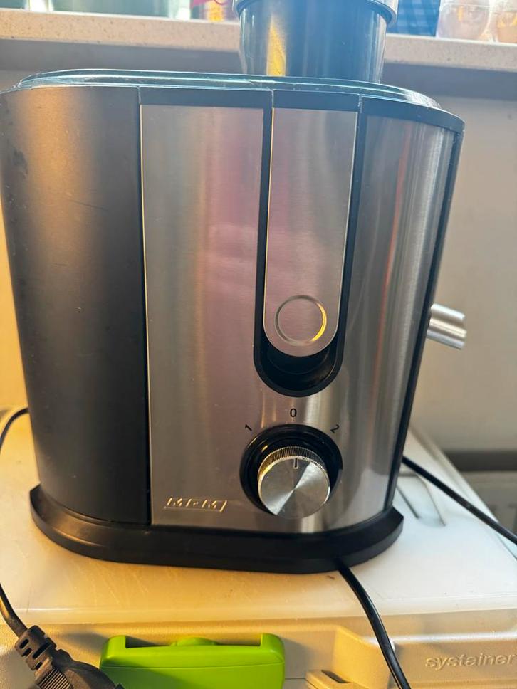 Mbm Slowjuicer - Gezond sap maken!, Witgoed en Apparatuur, Juicers, Zo goed als nieuw, Slowjuicer, Elektrisch, Ophalen of Verzenden