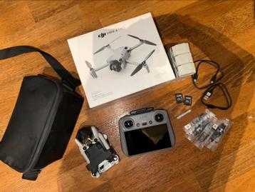 DJI mini 4 pro fly more pakket + 2x 128 gb sd beschikbaar voor biedingen
