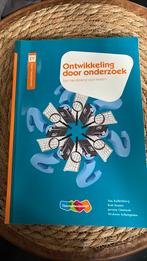 Ontwikkeling door onderzoek, Ophalen of Verzenden, Zo goed als nieuw, Overige niveaus, Nederlands