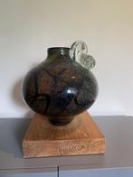 Glasobject "Amphore" van kunstenaar Ian Nemtoi, Ophalen