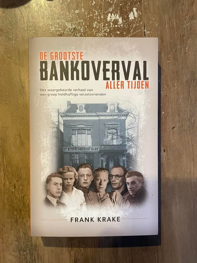 Frank Krake - De grootste bankoverval aller tijden, Tweede Wereldoorlog, Ophalen of Verzenden, Zo goed als nieuw, Frank Krake