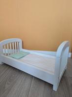 Goki Houten poppenbed Wit, Kinderen en Baby's, Speelgoed | Poppen, Ophalen, Zo goed als nieuw, Babypop