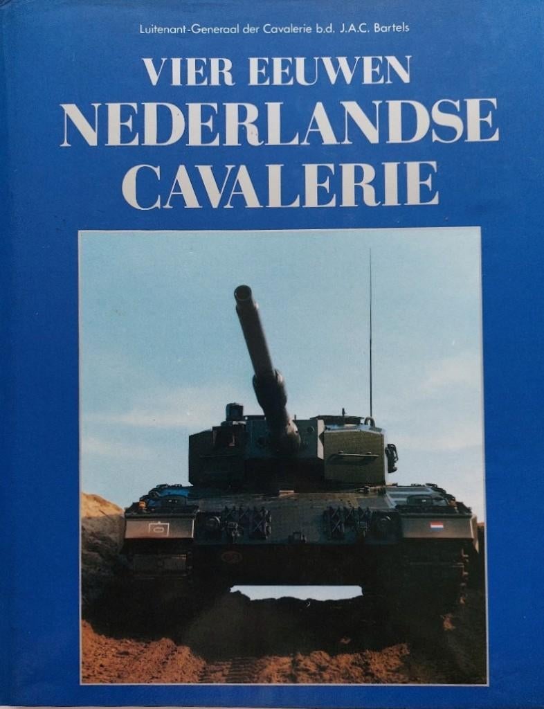 Vier eeuwen Nederlandse Cavalerie (Nieuw), Ophalen of Verzenden, Landmacht, Nederland, Boek of Tijdschrift