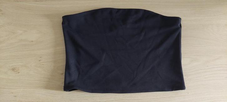 Zwarte bandeau top, Monki, maat L, Kleding | Dames, Tops, Zo goed als nieuw, Maat 42/44 (L), Zwart, Zonder mouw, Ophalen of Verzenden