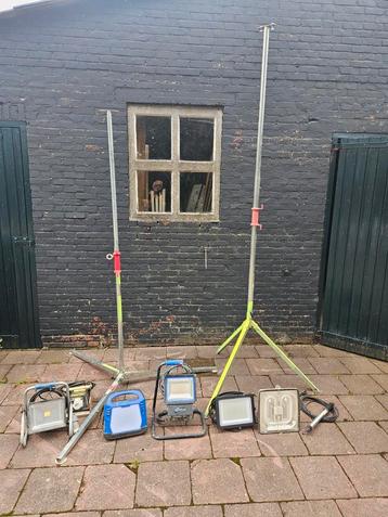 Bouwlamp, bouwverlichting looplampen beschikbaar voor biedingen