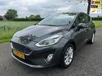 Ford Fiesta 1.0 EcoBoost Titanium stuur/stoelverwarming, 47 €/maand, Origineel Nederlands, Te koop, Zilver of Grijs