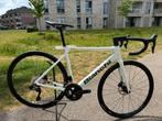 Nieuwe Bianchi Sprint 55cm wit 105 Di2 2x12 carbon Disc, Fietsen en Brommers, Fietsen | Racefietsen, Carbon, Nieuw, Meer dan 20 versnellingen