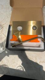 Twee gouden inbouwkranen, Doe-het-zelf en Verbouw, Hang- en Sluitwerk, Ophalen of Verzenden, Nieuw