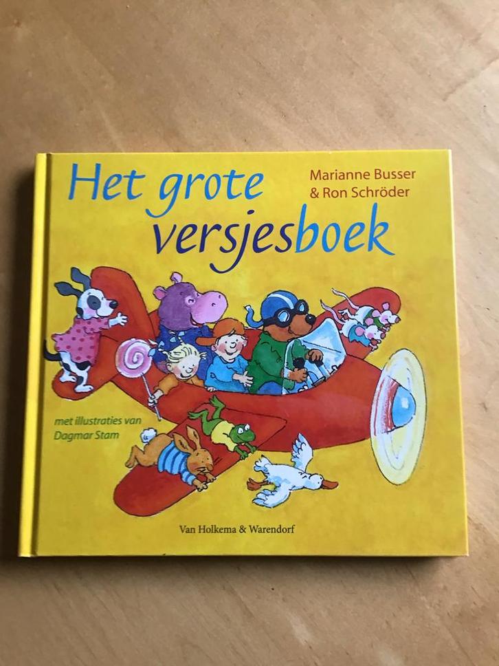 Het gote Versjesboek Busser & Schrõder, (Dagmar Stam), Boeken, Kinderboeken | Kleuters, Zo goed als nieuw, Jongen of Meisje, Ophalen of Verzenden