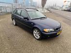 BMW 3-serie Touring 320i Special Edition, Auto's, 2171 cc, Achterwielaandrijving, Parkeersensor, Blauw