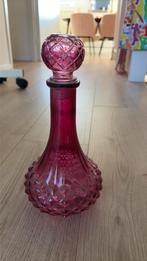 Rozen glazen karaf met stolp, Ophalen