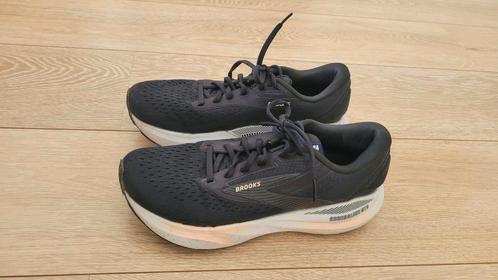 Brooks Adrenaline GTS 24, Sport en Fitness, Loopsport en Atletiek, Zo goed als nieuw, Hardloopschoenen, Hardlopen, Overige merken