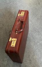 attache koffer, Sieraden, Tassen en Uiterlijk, Koffers, Ophalen, Gebruikt, Slot, 35 tot 45 cm