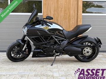 Ducati Diavel 1200 ABS | zwart | keyless | traction control beschikbaar voor biedingen