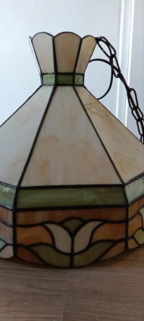 1 Tiffany lamp te koop, Huis en Inrichting, Lampen | Lampenkappen, Rond, Ophalen of Verzenden