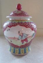 Chinese dekselpot Mun Shou Famille Rose Longevity porselein, Antiek en Kunst, Verzenden