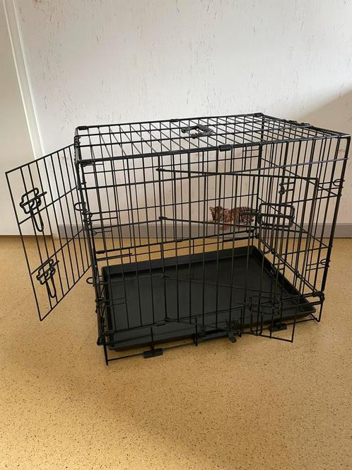 Bench, in zeer goede staat!, Dieren en Toebehoren, Hondenbenches, Zo goed als nieuw, Ophalen