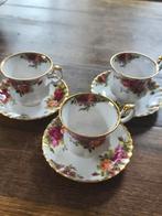 Royal Albert, Old Country Roses koffie kopjes, Huis en Inrichting, Ophalen of Verzenden, Porselein, Overige stijlen, Kop(pen) en/of Schotel(s)