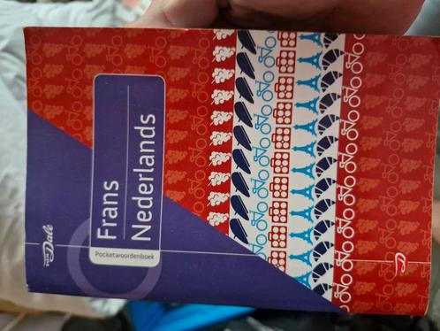 Van Dale Pocketwoordenboek Frans-Nederlands, Boeken, Woordenboeken, Zo goed als nieuw, Frans, Van Dale, Ophalen of Verzenden