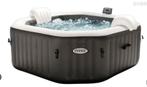 Intex 6 persoons Jacuzzi met zoutsysteem, Tuin en Terras, Bubbelbaden en Hottubs, Ophalen, Gebruikt, Grondzeil, Opblaasbaar