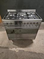 Smeg 90 cm fornuis 6 pits, Witgoed en Apparatuur, Fornuizen, Ophalen, 60 cm of meer, Zo goed als nieuw, Gas