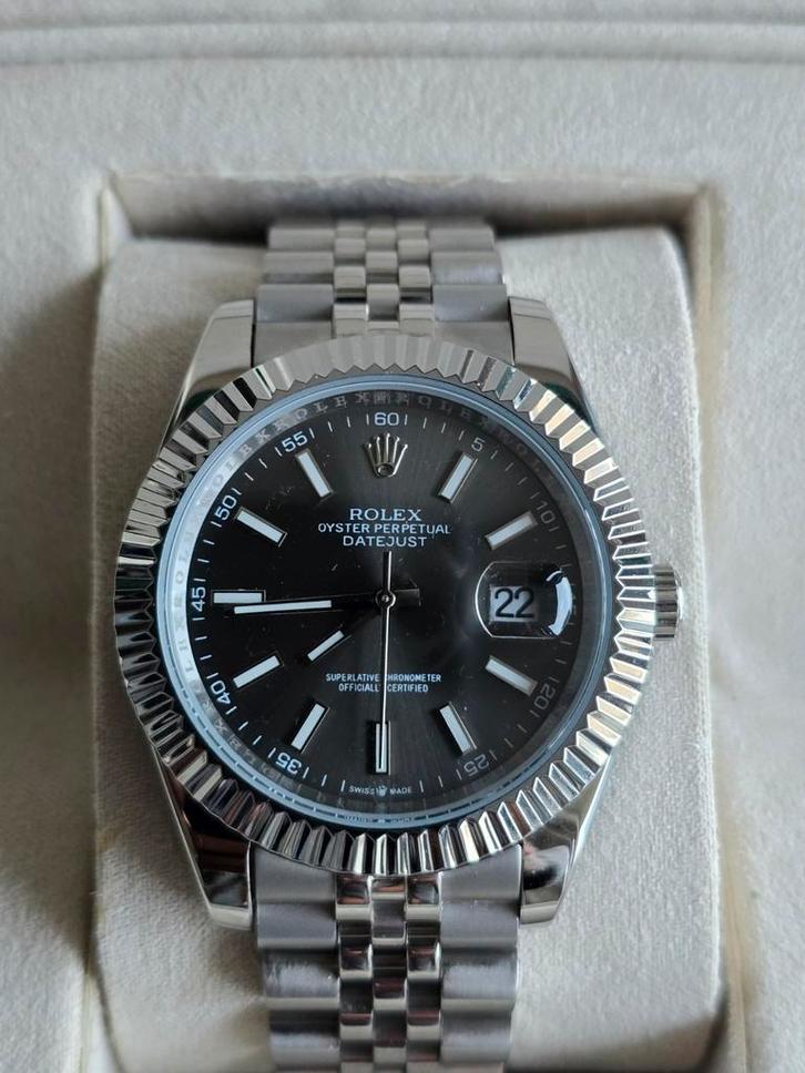 Rolex Datejust 41mm Rhodium (Nieuw in doos), Sieraden, Tassen en Uiterlijk, Horloges | Heren, Nieuw, Polshorloge, Rolex, Staal