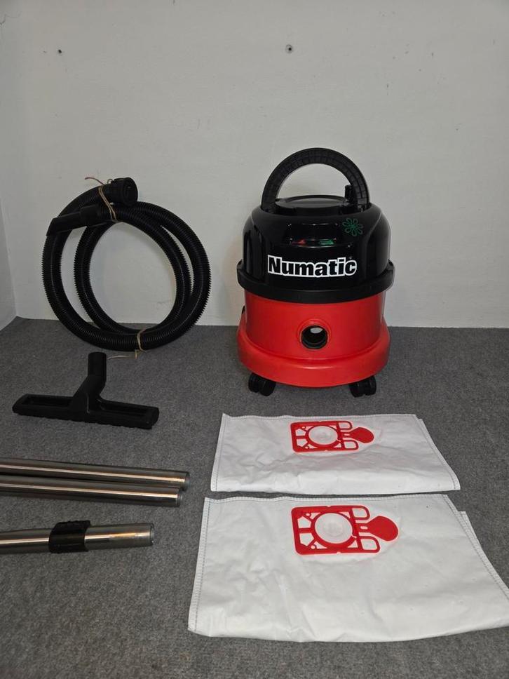 Numatic Stofzuiger, Witgoed en Apparatuur, Stofzuigers, Gebruikt, Stofzuiger, Minder dan 1200 watt, Stofzak, Ophalen