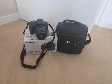 Canon EOS 2000D + 18-55mm lens beschikbaar voor biedingen