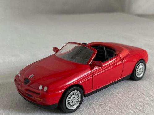 Alfa Romeo Spider 916, rood, open, Newray, 1/43, Hobby en Vrije tijd, Modelauto's | 1:43, Zo goed als nieuw, Auto, Overige merken