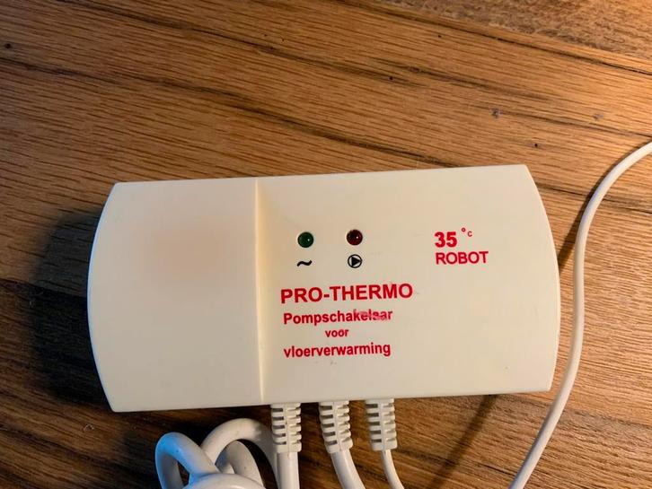 Robot Pro-Thermo Pompschakelaar Vloerverwarming 230V, Doe-het-zelf en Verbouw, Thermostaten, Nieuw, Ophalen of Verzenden