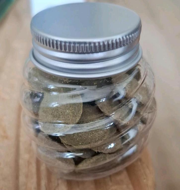 Potjes visvoer, Dieren en Toebehoren, Vissen | Aquaria en Toebehoren, Nieuw, Overige typen, Ophalen