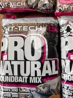 6 x 1,5 kilo bait-tech pro natural voer  dark, Watersport en Boten, Hengelsport | Witvissen, Nieuw, Uk, Ophalen of Verzenden, Sale