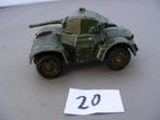 armoured car dinky toys 670 (20), Hobby en Vrije tijd, Modelauto's | 1:43, Ophalen of Verzenden, Gebruikt, Bus of Vrachtwagen