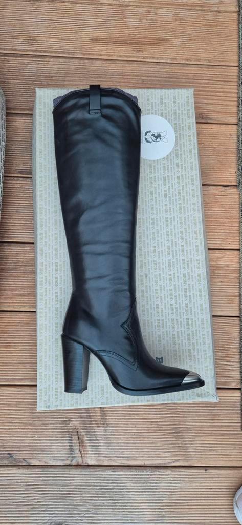 Bronx laarzen maat 39 NIEUW, Kleding | Dames, Schoenen, Nieuw, Hoge laarzen, Zwart, Ophalen