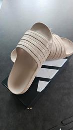 Adidas Adilette aqua badslippers taupe maat 36, Kleding | Dames, Schoenen, Adidas, Nieuw, Ophalen of Verzenden, Sneakers of Gympen