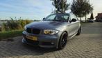 BMW 1-Coupé (E82) 120i M-pakket Showroomstaat, Auto's, BMW, 65 €/maand, 1995 cc, 4 cilinders, 4 stoelen
