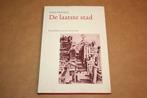 De laatste stad - Jeroen Hermkens, gedichten Theo vd Wacht, Ophalen of Verzenden, Gelezen