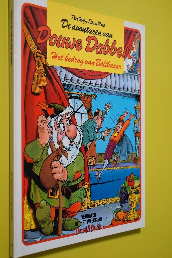 Douwe Dabbert- 1e druk- HARD/COVER- Bedrog van Balthasar 16, Piet Wijn - Thom Roep, Eén stripboek, Ophalen of Verzenden, Zo goed als nieuw