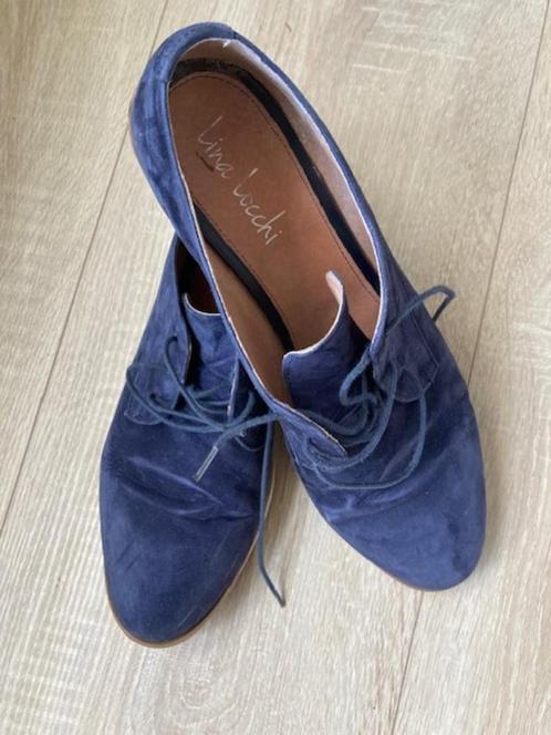 Donkerblauw suède veterschoenen Lina Locchi maat 42, Kleding | Dames, Schoenen, Gedragen, Schoenen met lage hakken, Blauw, Ophalen of Verzenden