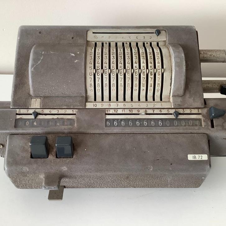 Original Odhner Model 227 pinwheel-rekenmachine, Verzamelen, Retro, Huis en Inrichting, Verzenden
