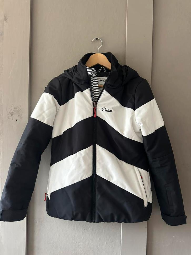 Ski jas Protest wit zwart 164, Kleding | Dames, Wintersportkleding, Zo goed als nieuw, Jack, Ophalen of Verzenden