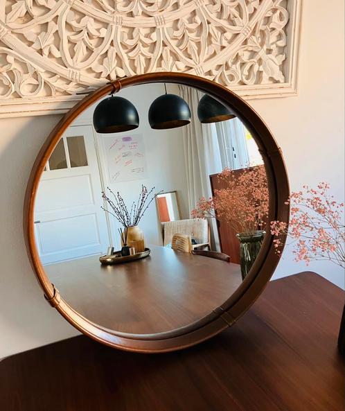 Unieke Mooie ronde leren vintage spiegel, Huis en Inrichting, Woonaccessoires | Spiegels, Zo goed als nieuw, 50 tot 75 cm, Minder dan 100 cm