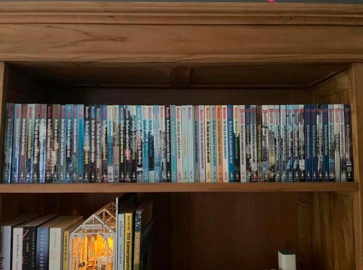 Baantjer serie – deel 1 t/m 68 – nieuwstaat, Boeken, Detectives, Zo goed als nieuw, Ophalen of Verzenden